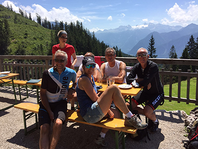 wandern mit Freunden